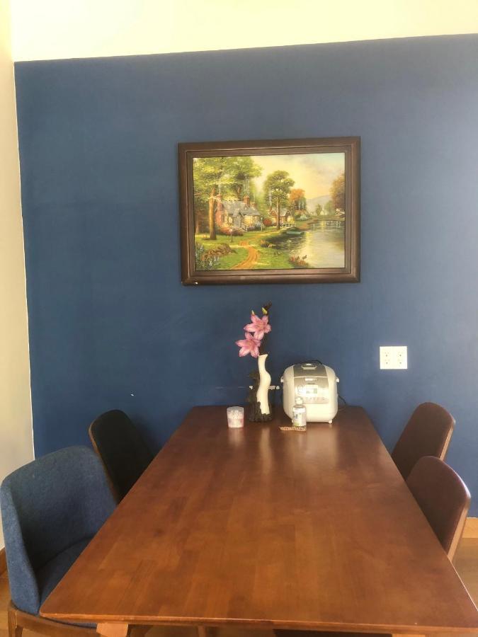 Thuyen Thung Homestay Pho Tri Esterno foto